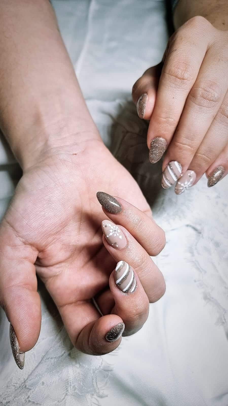 404c3fec-4153-4dab-8f5a-c66080cac7db